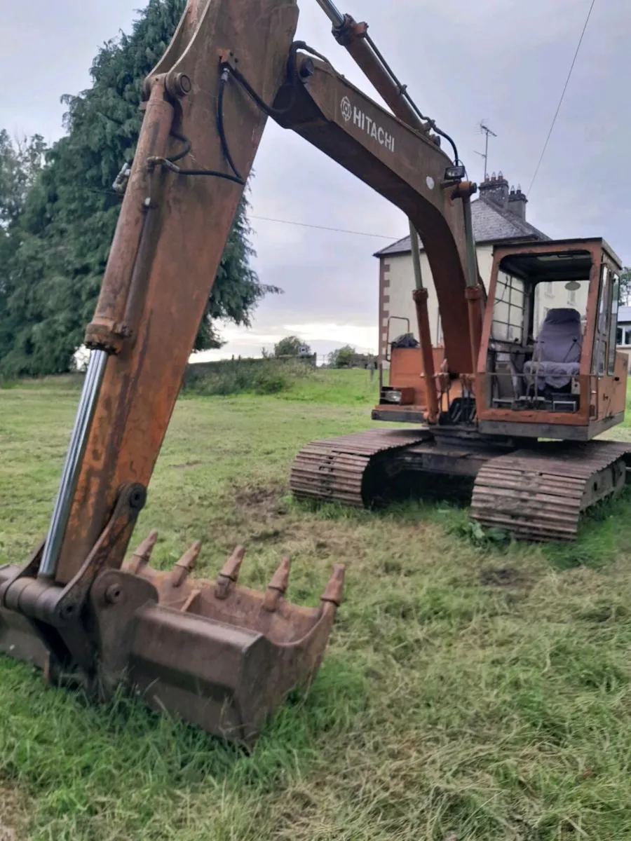 Hitachi Digger - Image 2