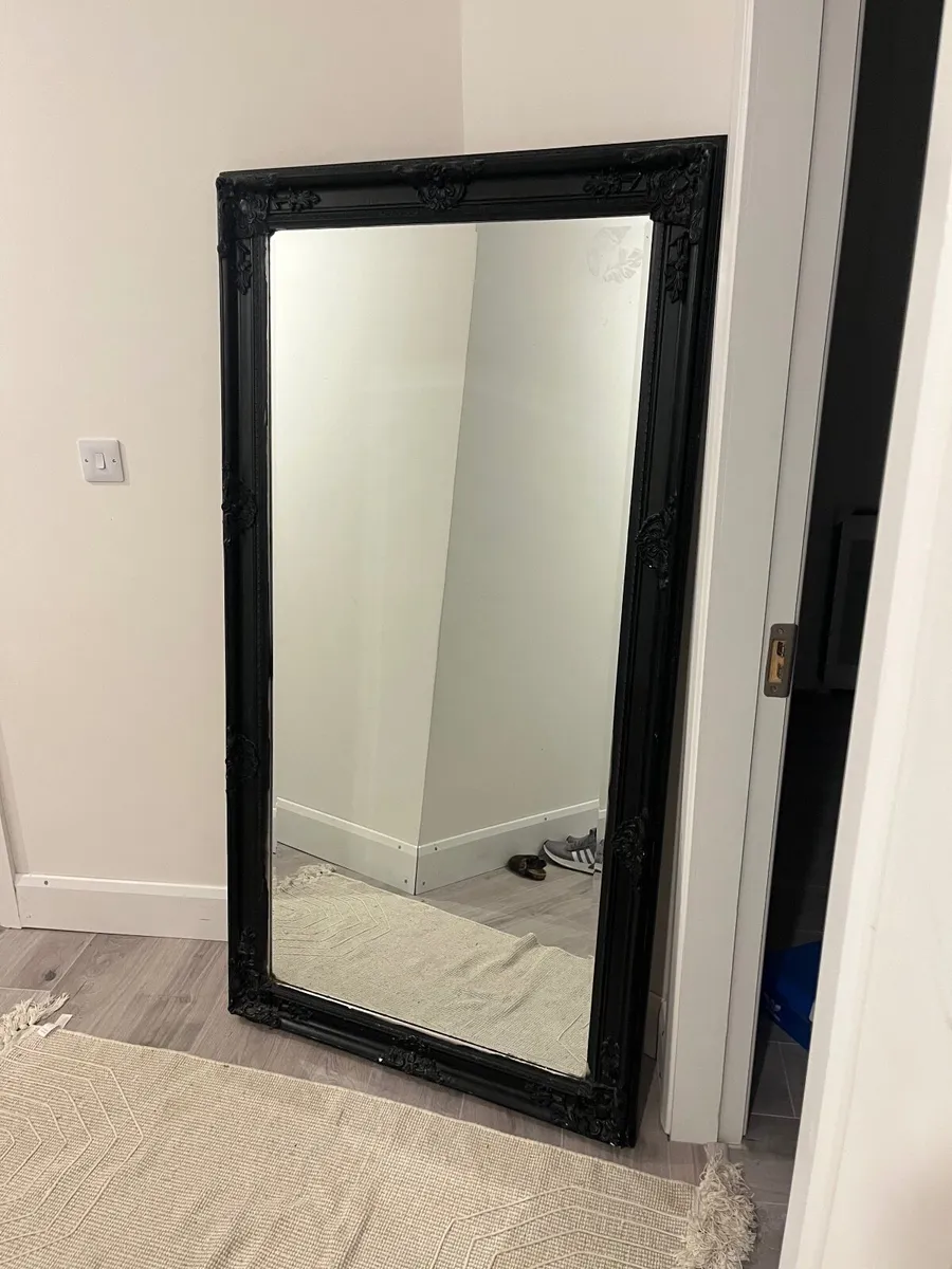 Large mirror - Image 2