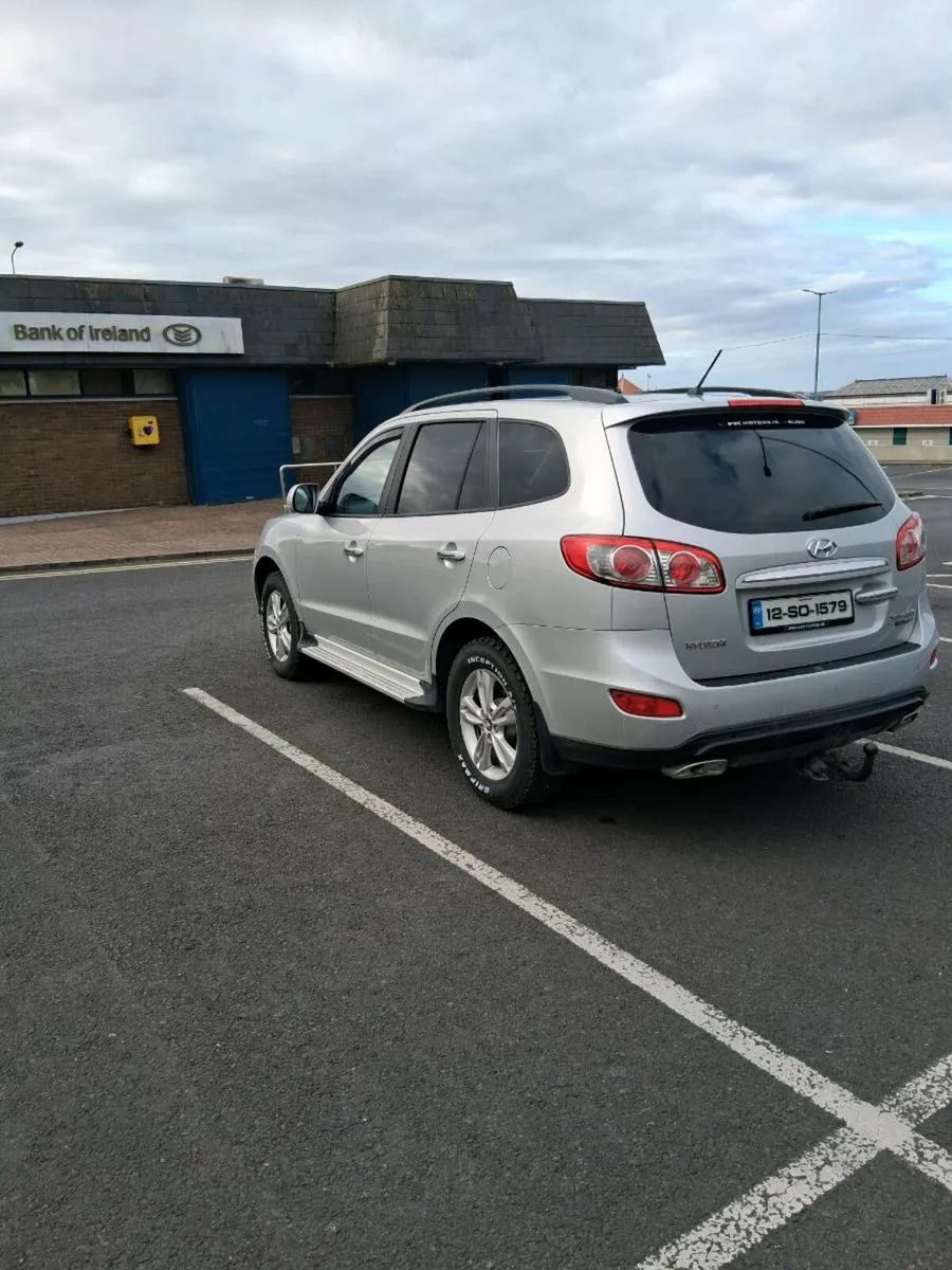Hyundai santa fe - Image 3