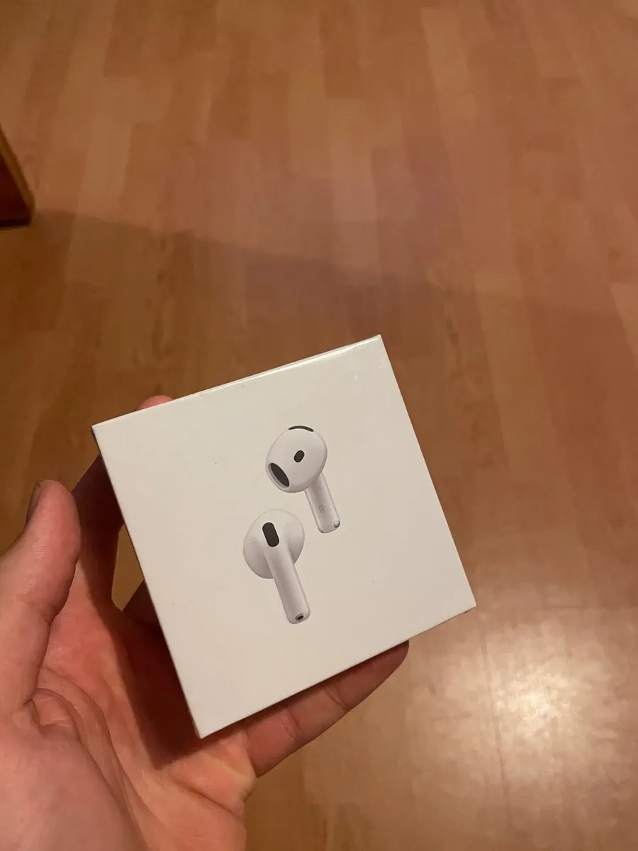 AirPods - Image 1