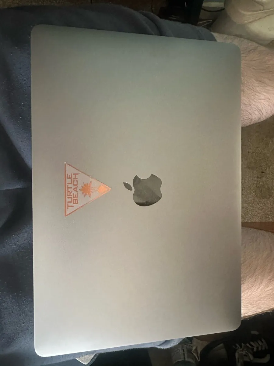 MacBook Pro M1 2020 - Image 2