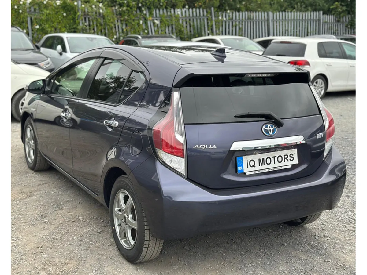 Toyota Aqua 1.5  AUTOMATIC PETROL HYBRID  *5keys* - Image 4