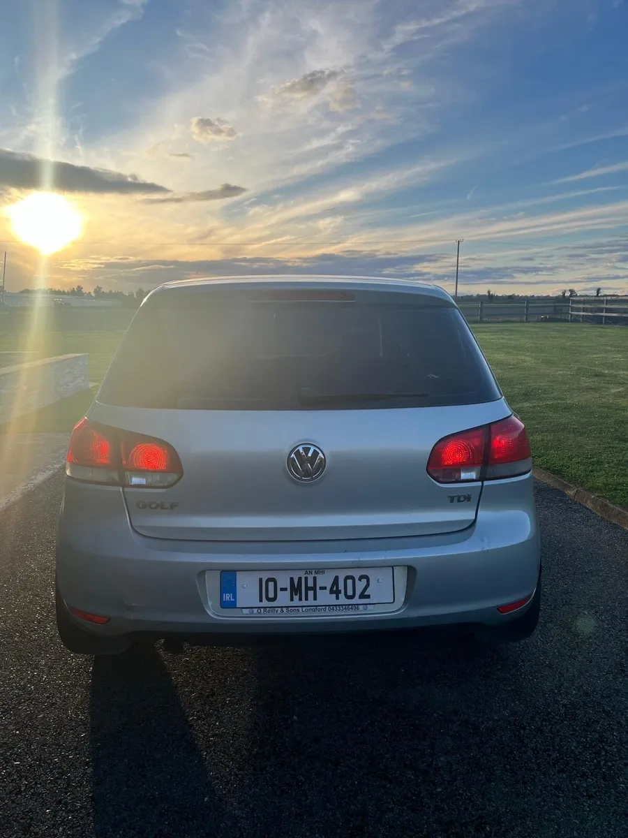 Volkswagen Golf - Image 4