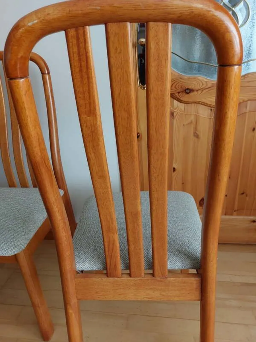 Dinning table and chair - Image 4