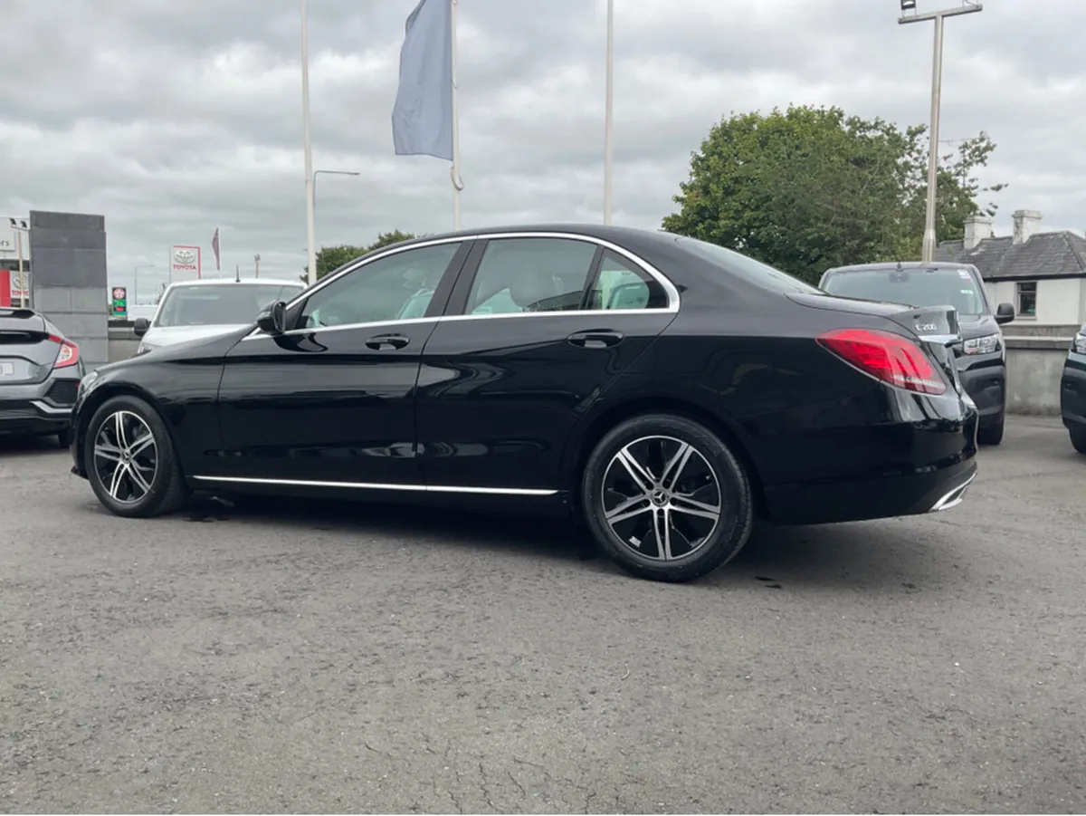 Mercedes-Benz C-Class 200 4DR AUTO - Image 3