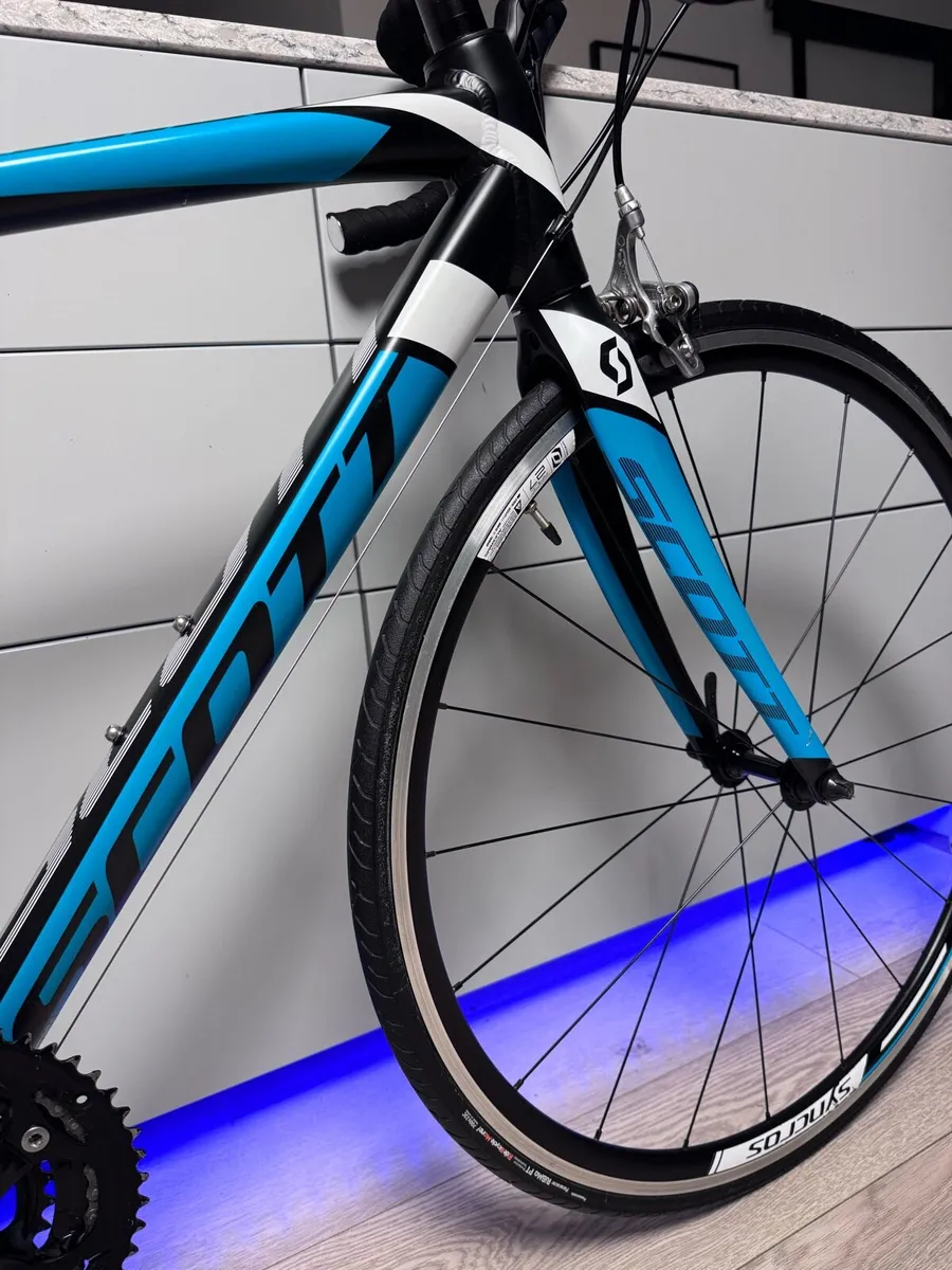 SCOTT Speedster Road Bike - Image 3