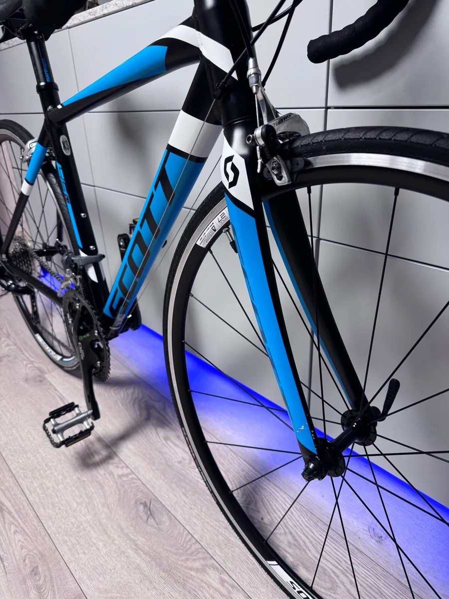 SCOTT Speedster Road Bike - Image 4