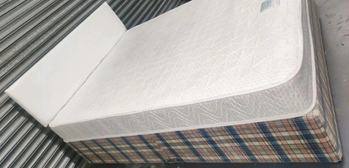 4ft6 double bed complete *delivery - Image 2