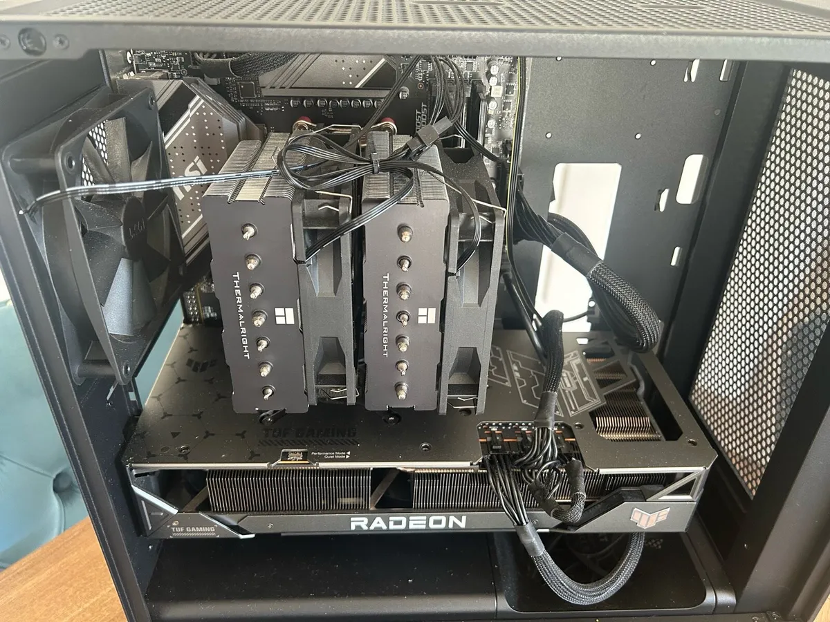 CUSTOM GAMING PC - Image 2