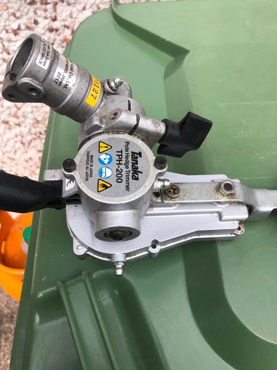 Hedge trimmer - Image 1