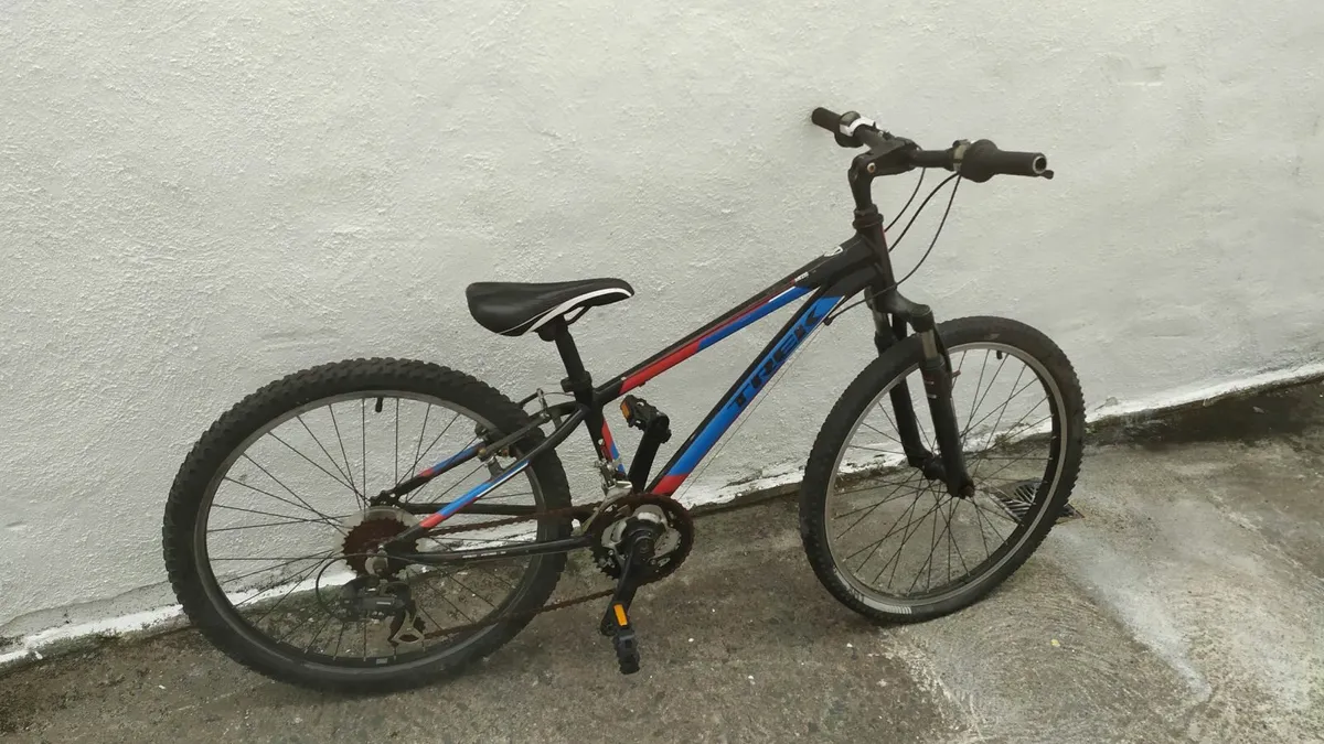 Trek MT220 - Image 1