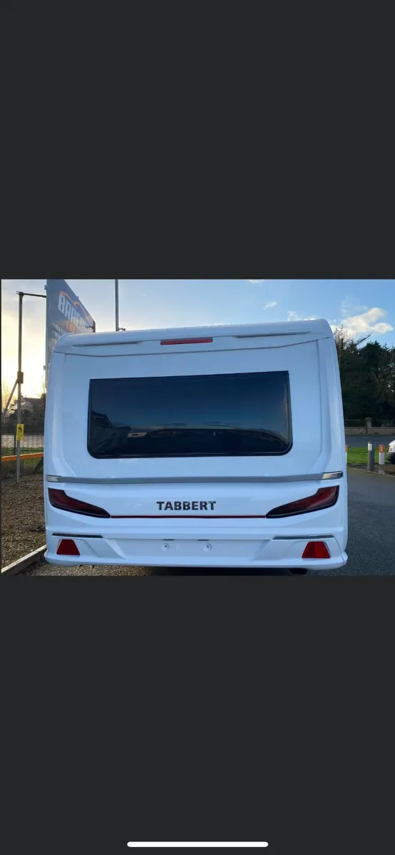 2023 TABBERT PARIS 640 5/6 BERTH LUX CARAVAN - Image 3