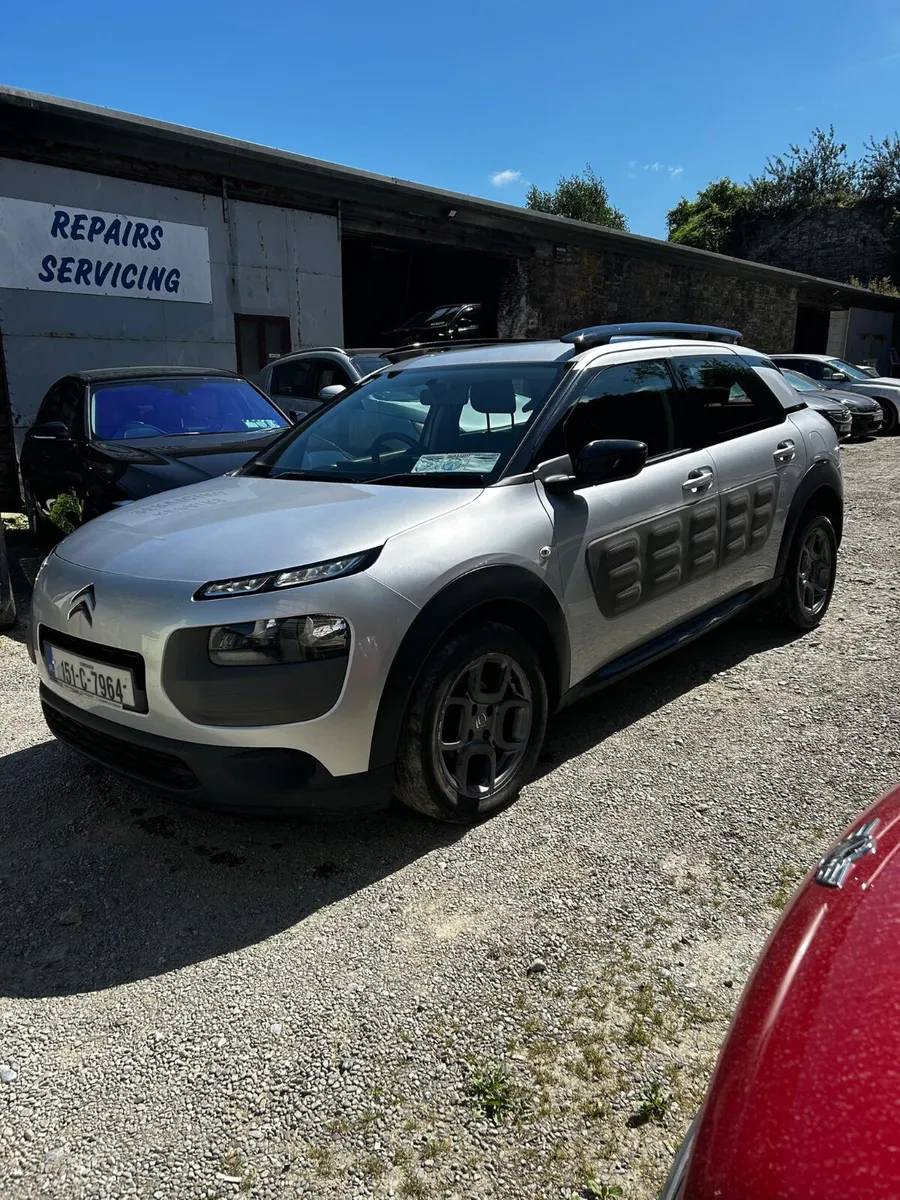 151 CITROEN C4 CACTUS1.6D FRESH NCT - Image 3