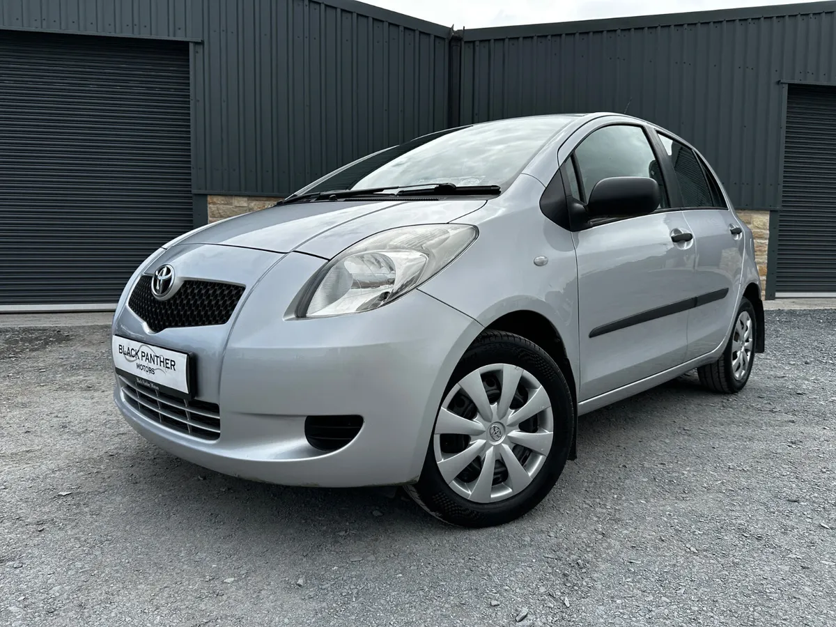 Toyota Yaris 09’ Terra VERY LOW MILEAGE/FRESH NCT - Image 2