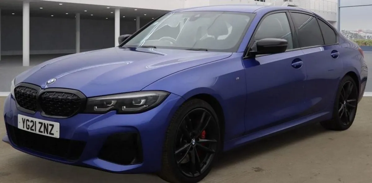 BMW 3 Series 3.0 M340d MHT Saloon 4dr Diesel Auto - Image 2