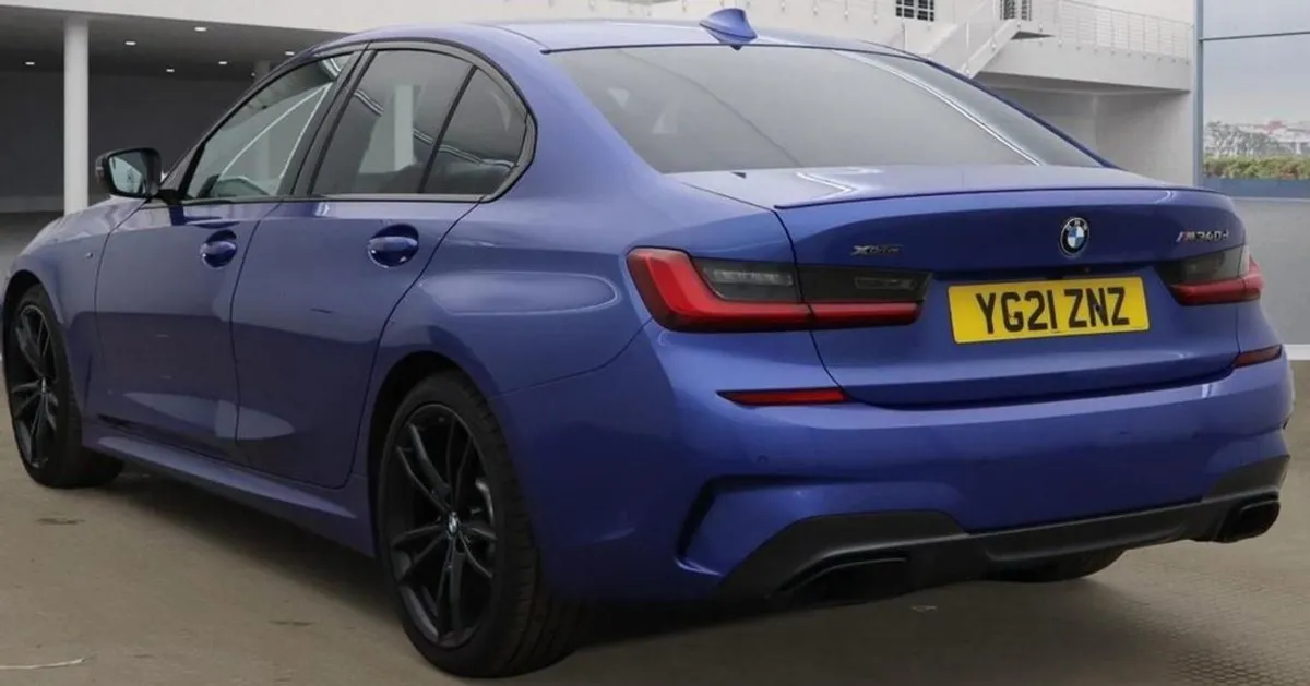 BMW 3 Series 3.0 M340d MHT Saloon 4dr Diesel Auto - Image 3