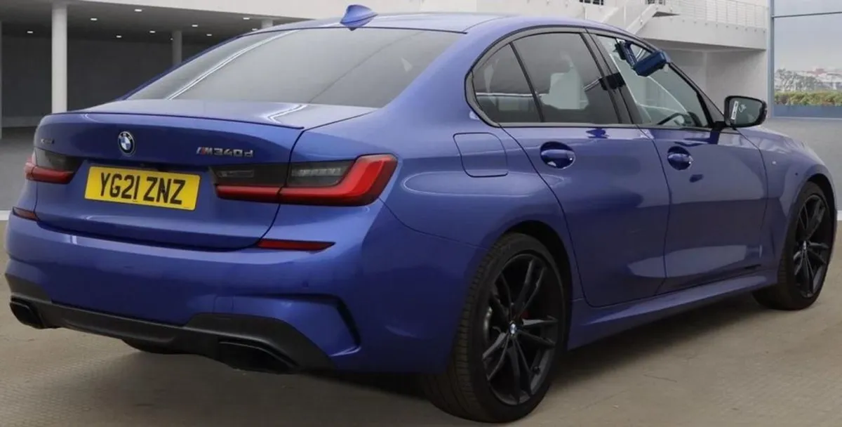 BMW 3 Series 3.0 M340d MHT Saloon 4dr Diesel Auto - Image 4