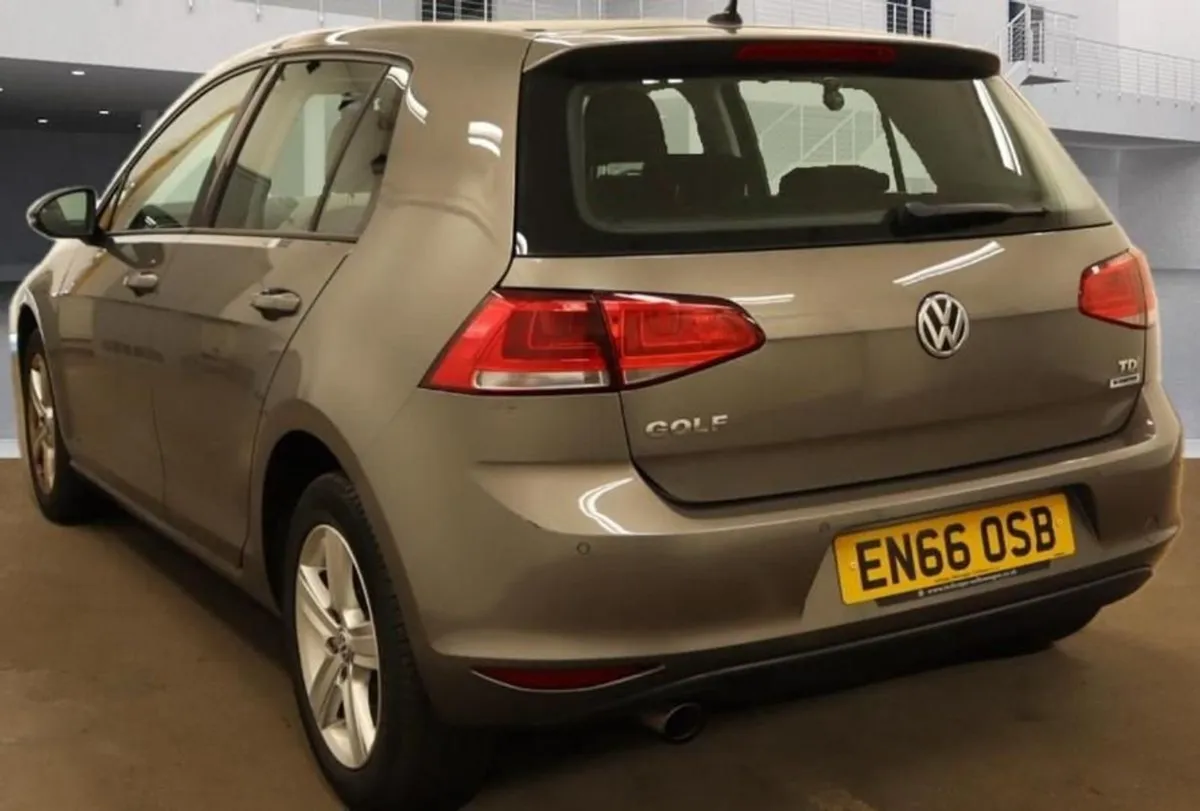 Volkswagen Golf 1.6 TDI Bluemotion Tech Match Edi - Image 3