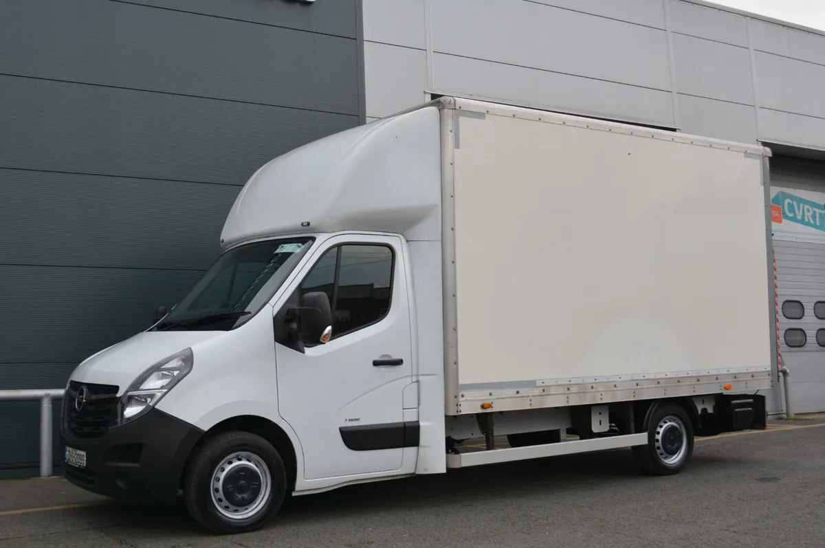 Opel Movano Luton Box - TWIN rear wheels - Image 1