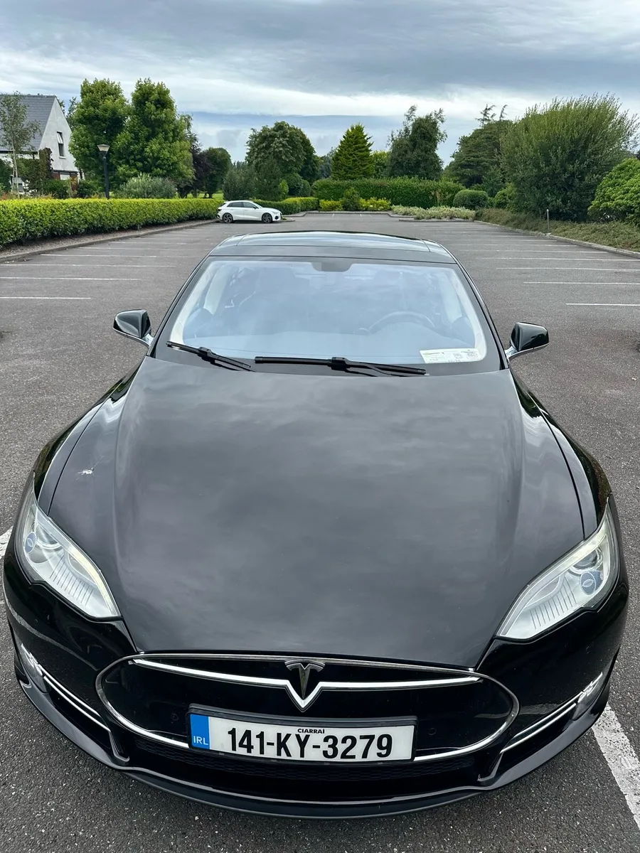 Tesla Model S P85 2014 Free Electric! LHD - Image 3