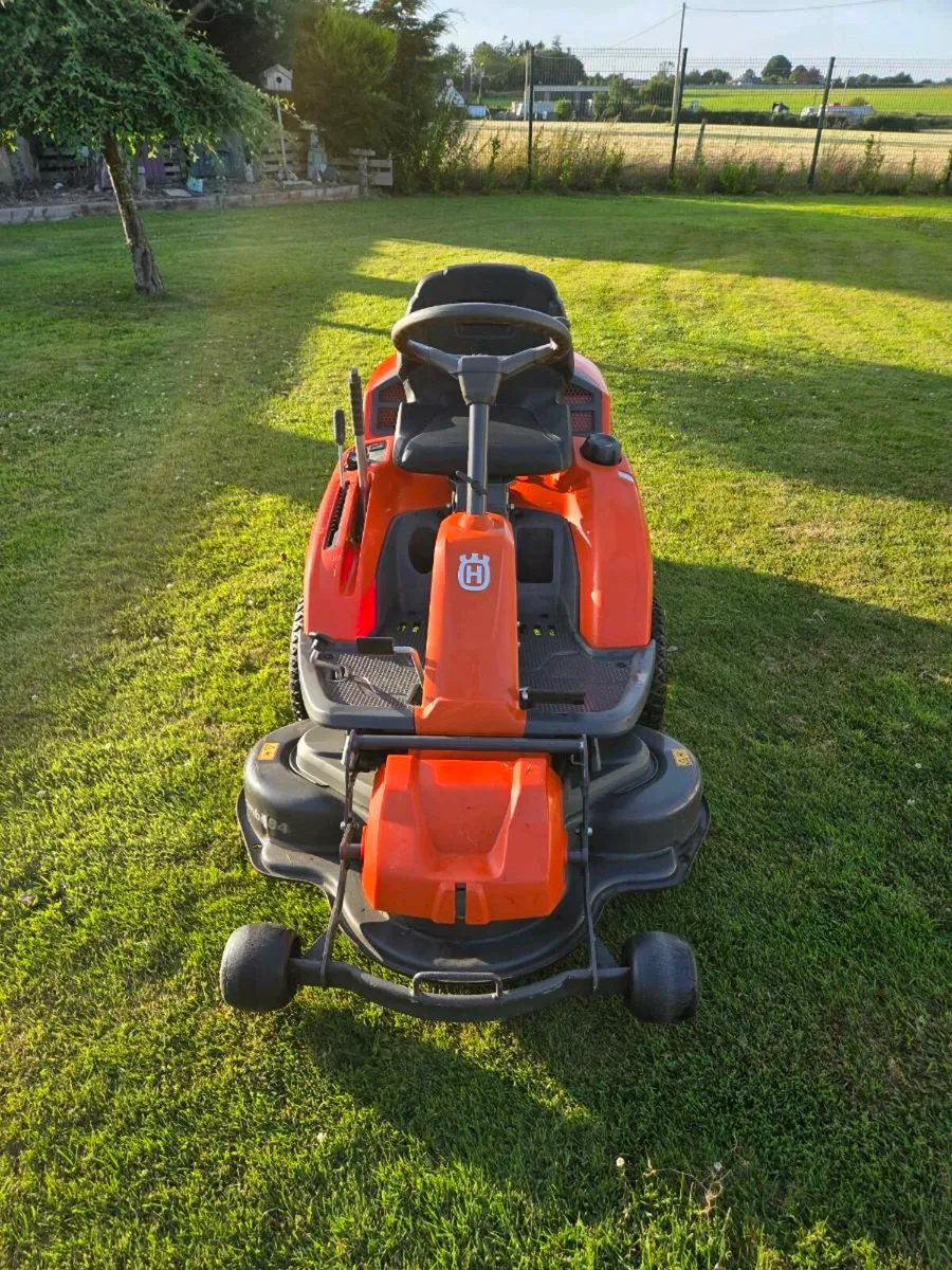 Husqvarna R214C - Image 1