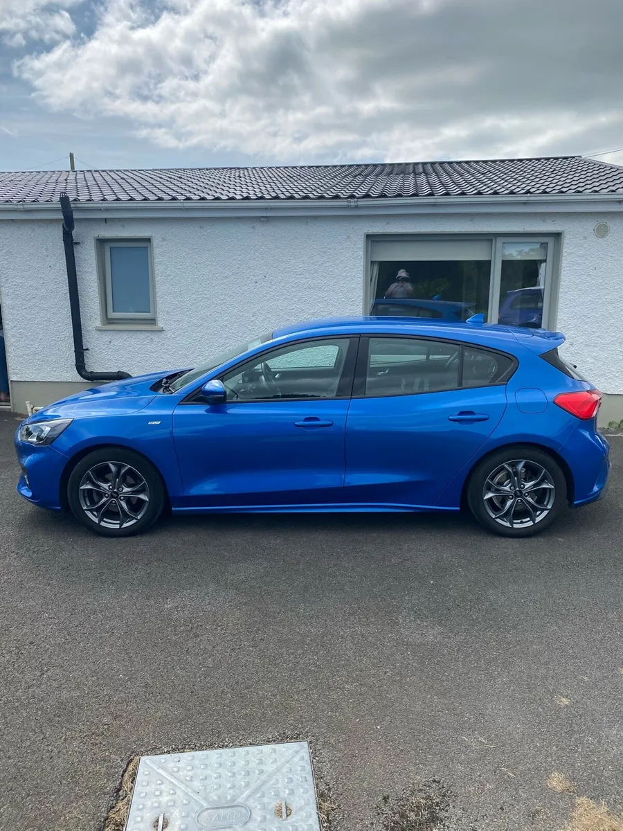 Ford Focus ST-LINE TDCI - Image 4