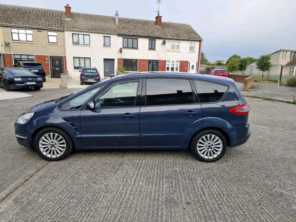 Ford S-Max 2.0 Automatic - Image 4