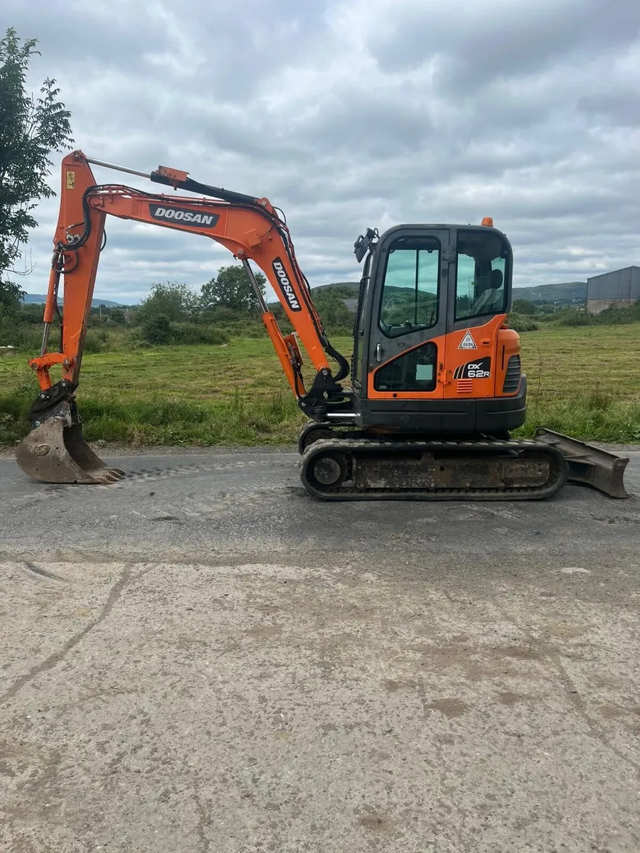 2016 Doosan DX 62R - Image 4