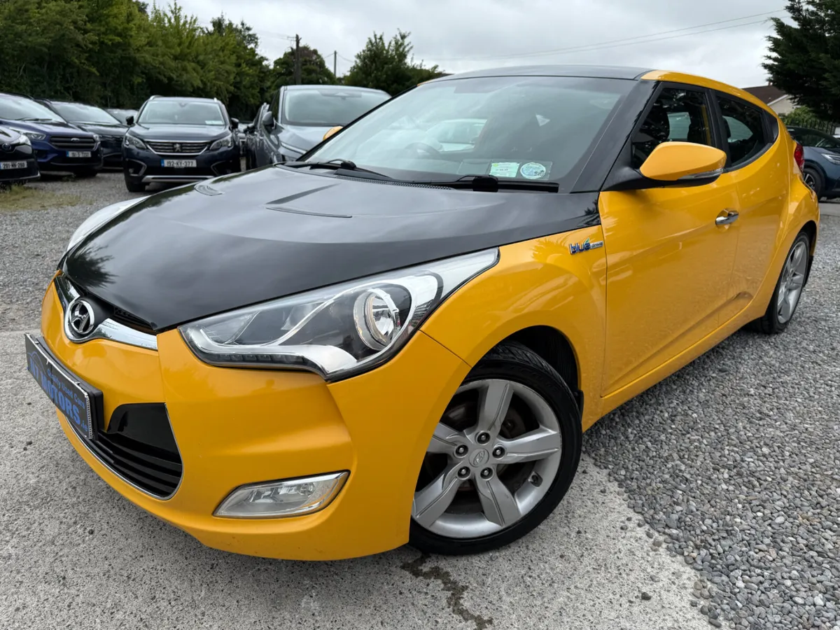 2012 Hyundai Veloster  1.6 PETROL - Image 2