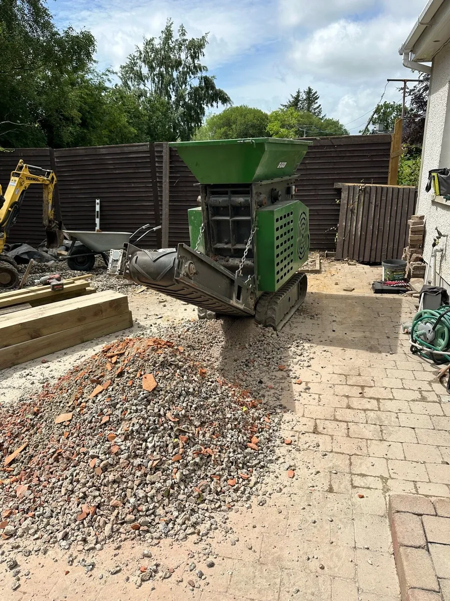 Compact Jaw Crusher For hire - Image 1