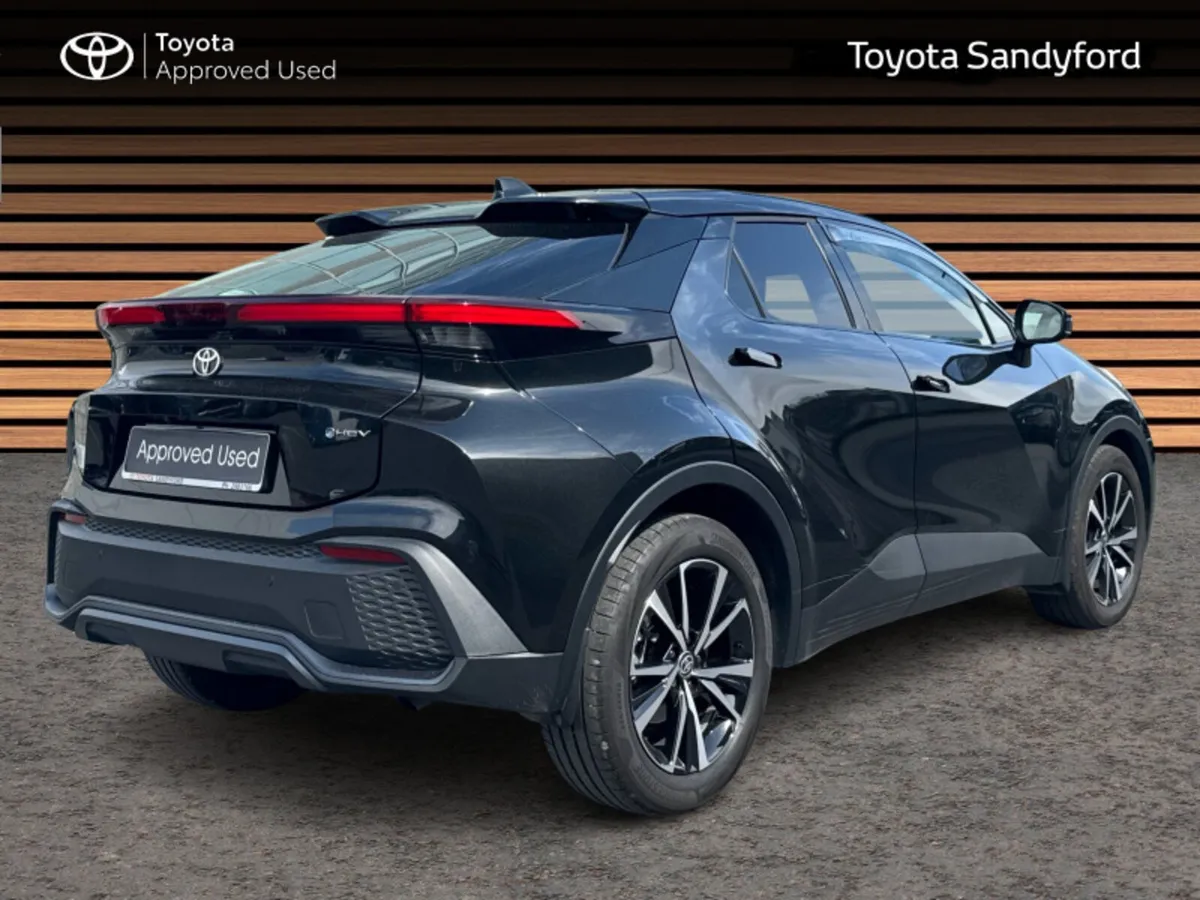 Toyota C-HR NEW MODEL HYBRID SPORT // HEATED SEATS - Image 2