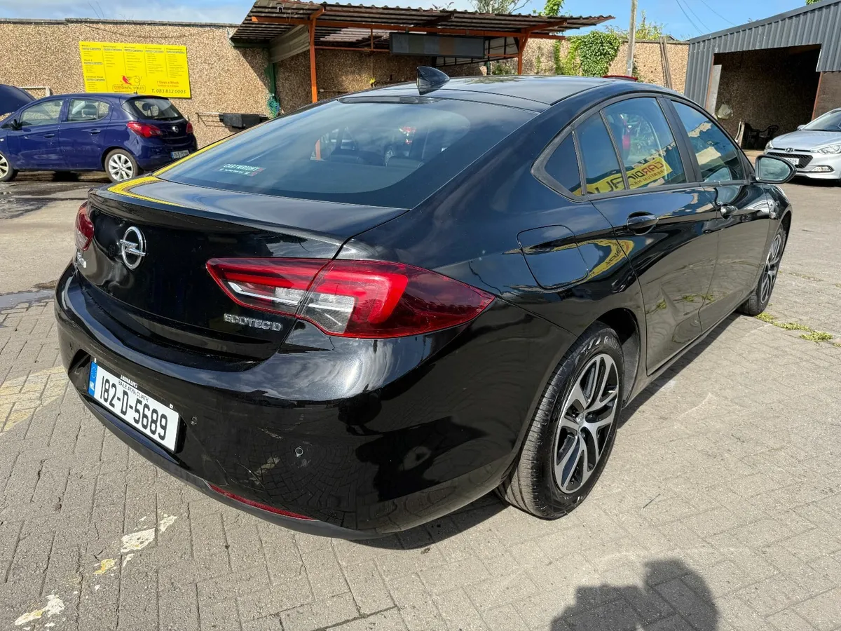 Opel Insignia Grant Sport SC 1.6d - Image 3