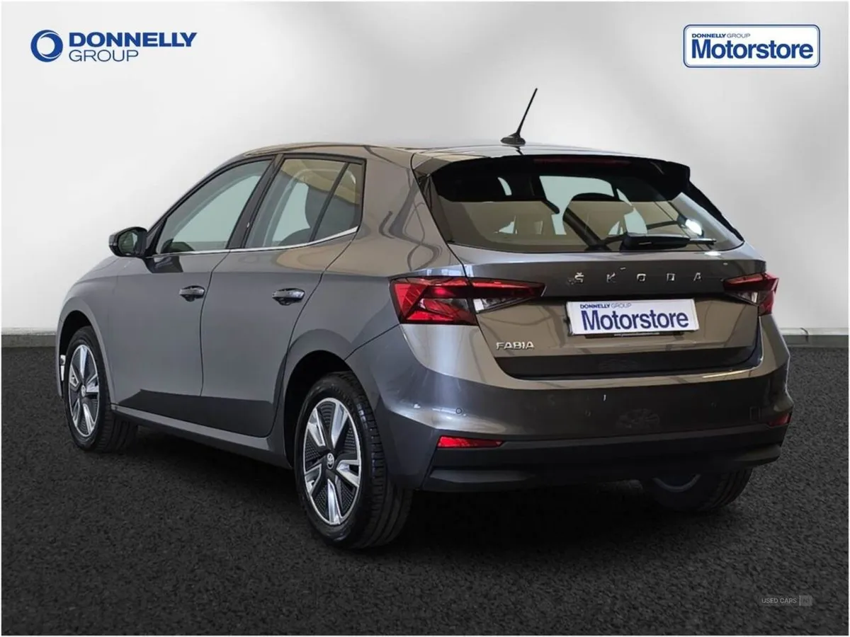 Skoda Fabia 1.0 TSI 110 SE L 5dr DSG - Image 2