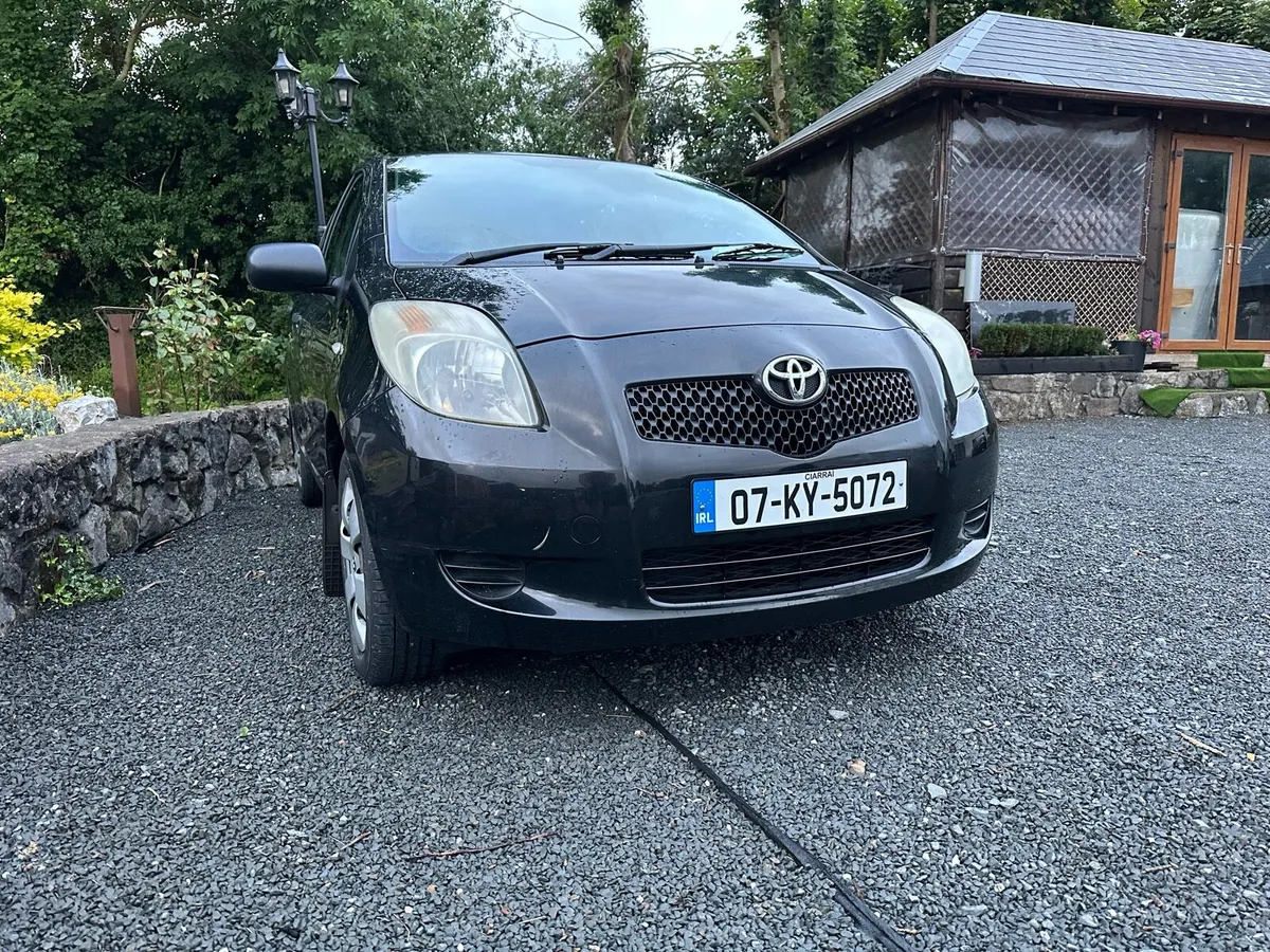 2007 Toyota Yaris 1.0L Petrol - Image 1