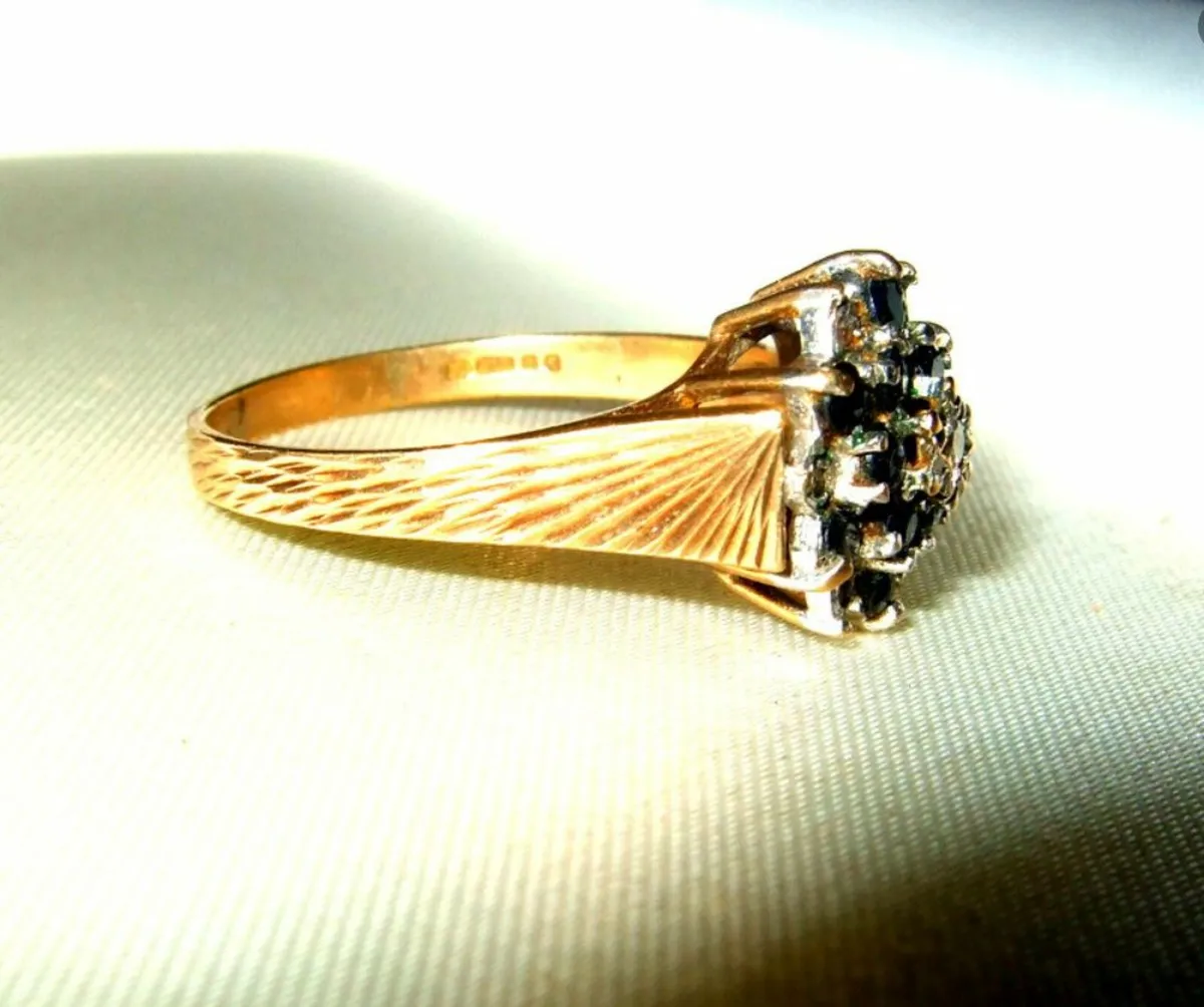 Vintage Hallmarked 14ct Gold/Diamond Cluster - Image 2