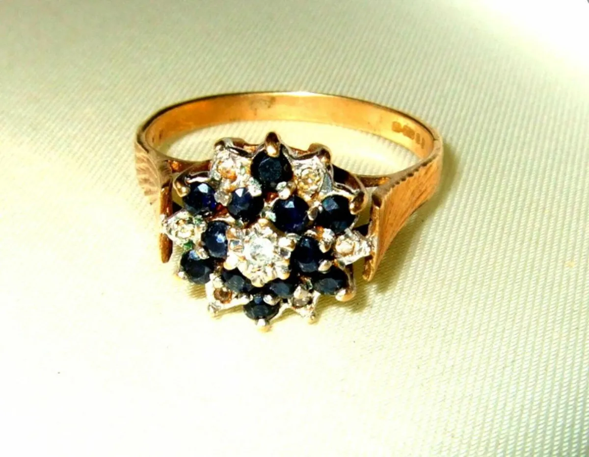 Vintage Hallmarked 14ct Gold/Diamond Cluster - Image 3