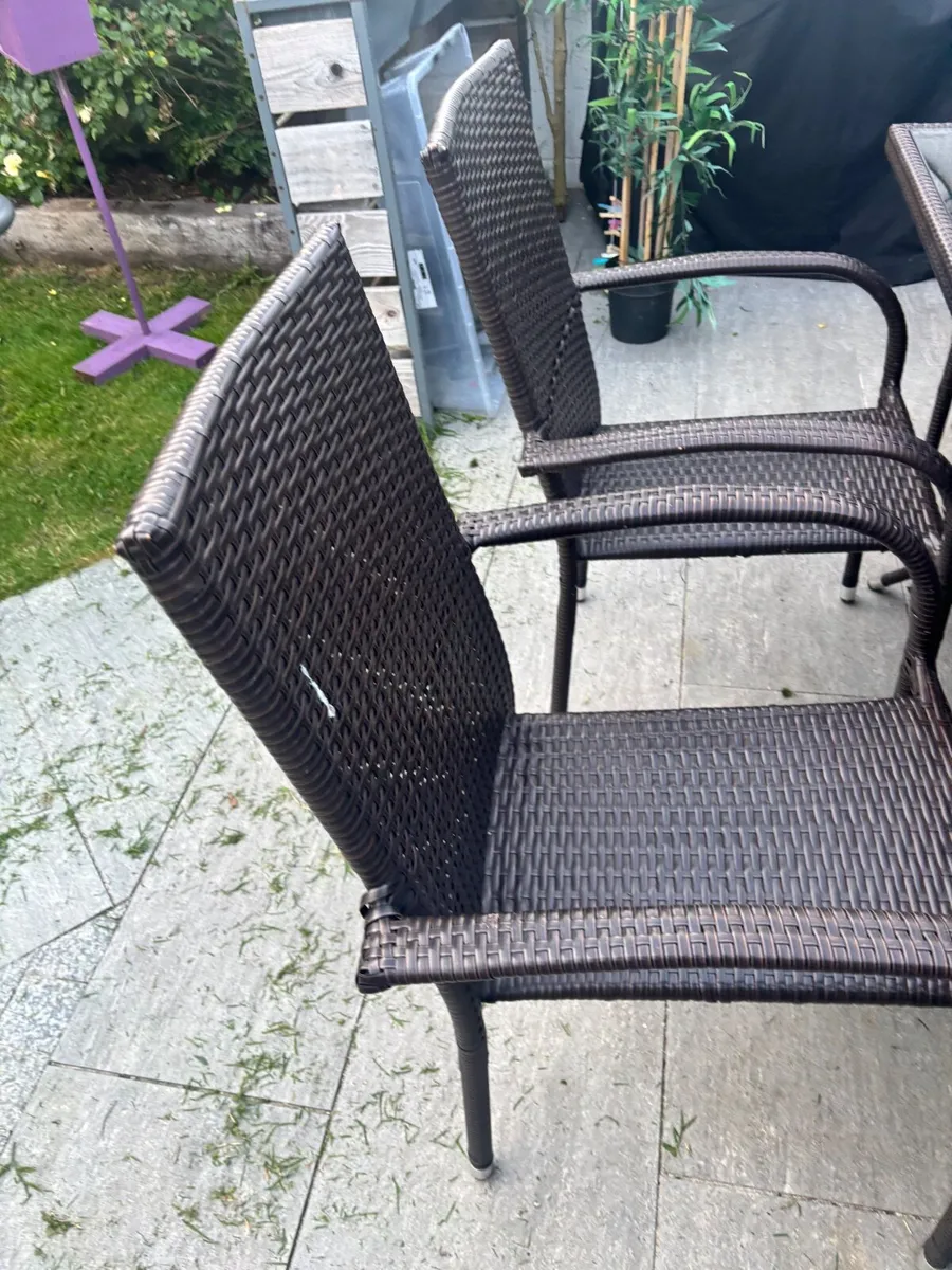 Patio Table & Chairs - Image 3