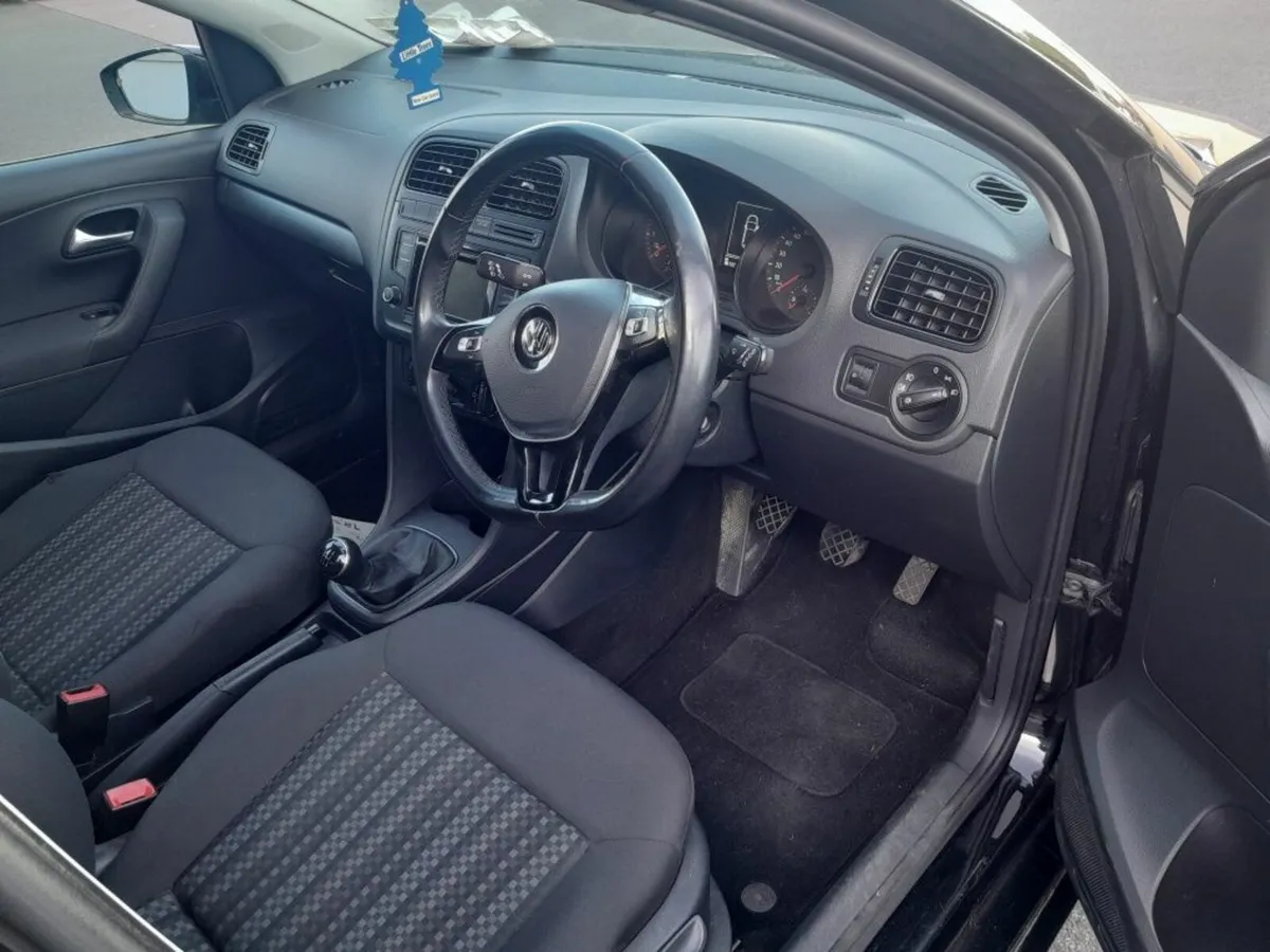 Volkswagen Polo - Image 2