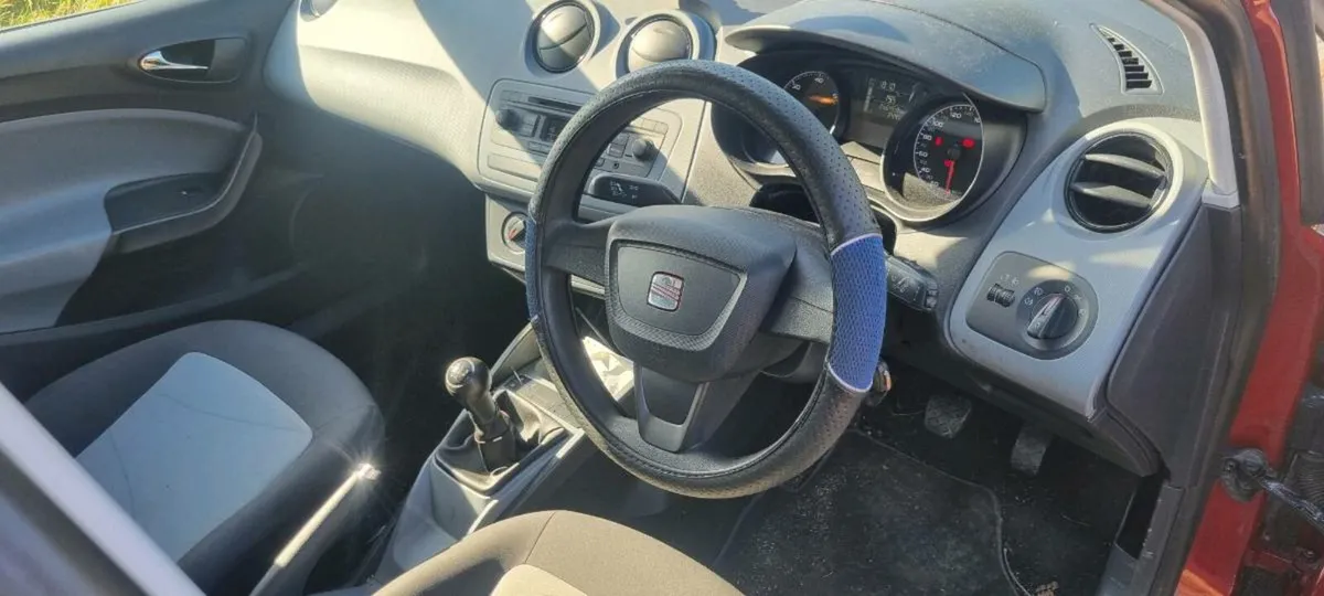 Seat Ibiza estate NCT 9/26 - Image 2