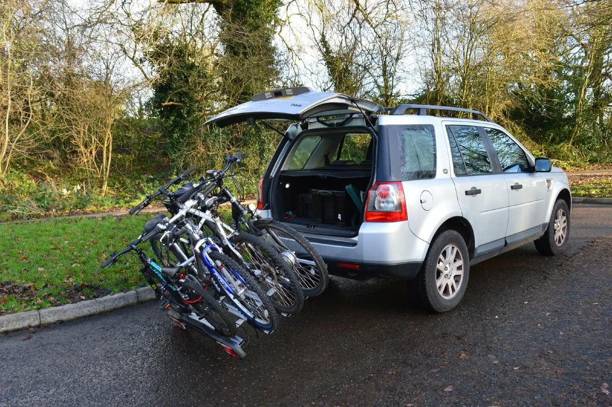 Towball Mounted 4 Bike Bike Carrier - Image 3