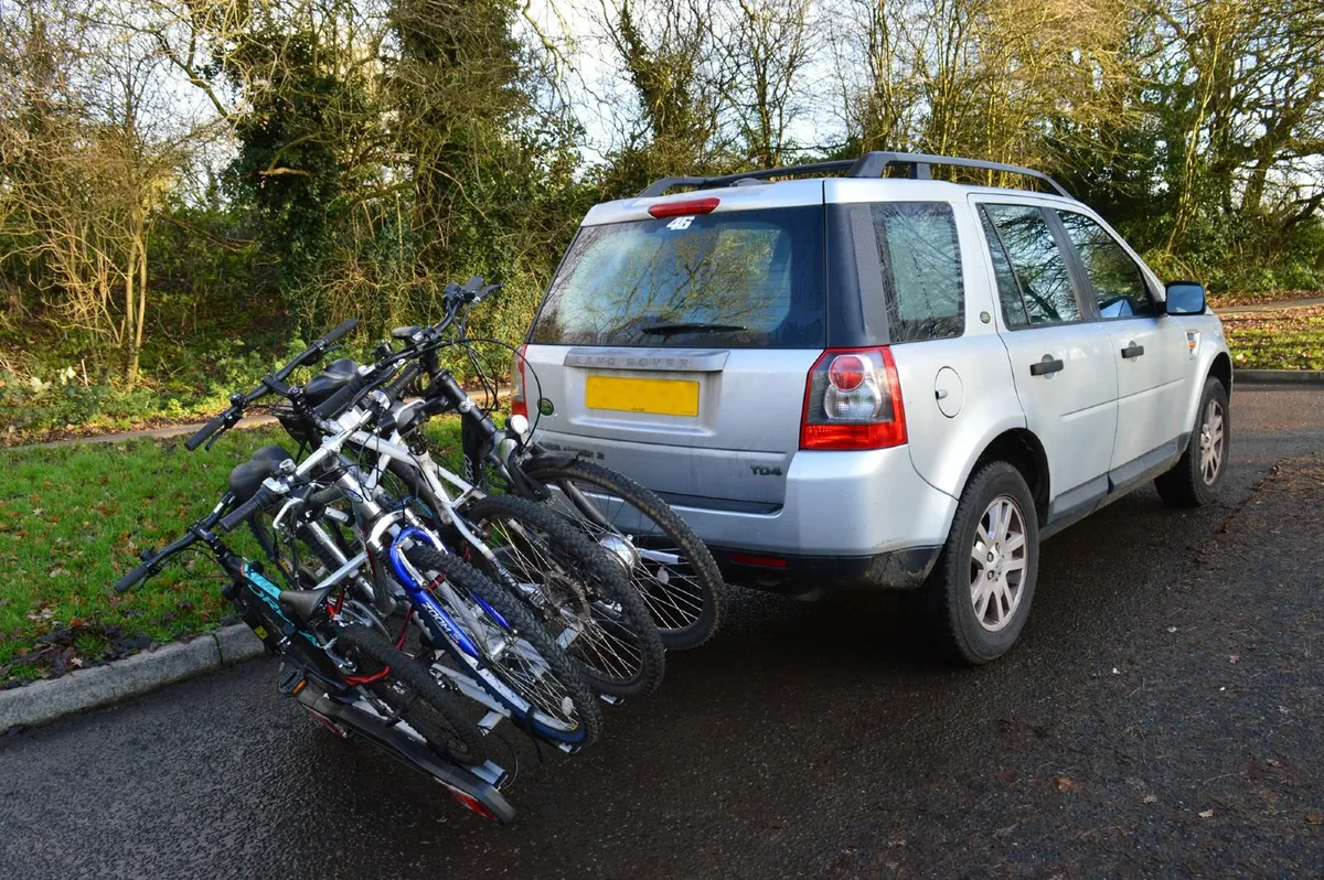 Towball Mounted 4 Bike Bike Carrier - Image 4