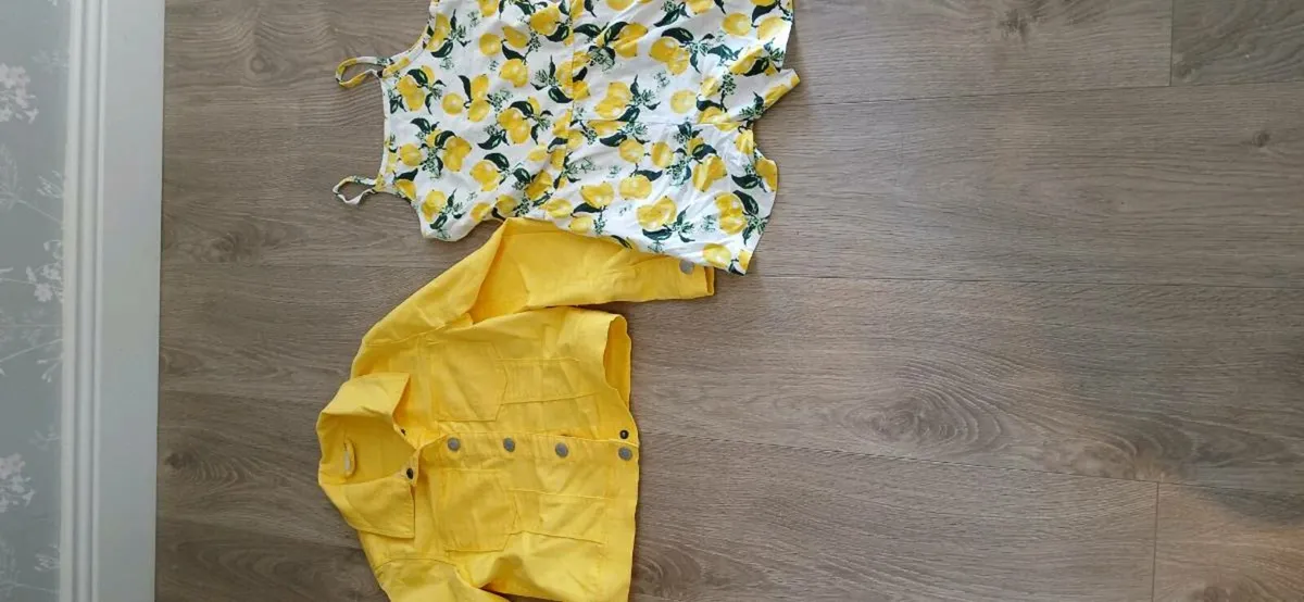 Girls clothing - Image 1