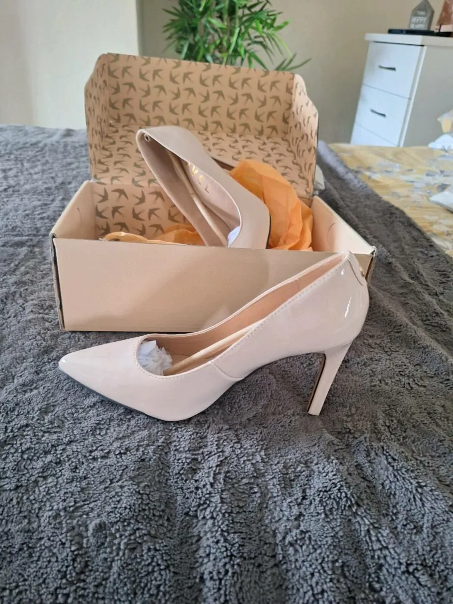 Shoes - Image 1