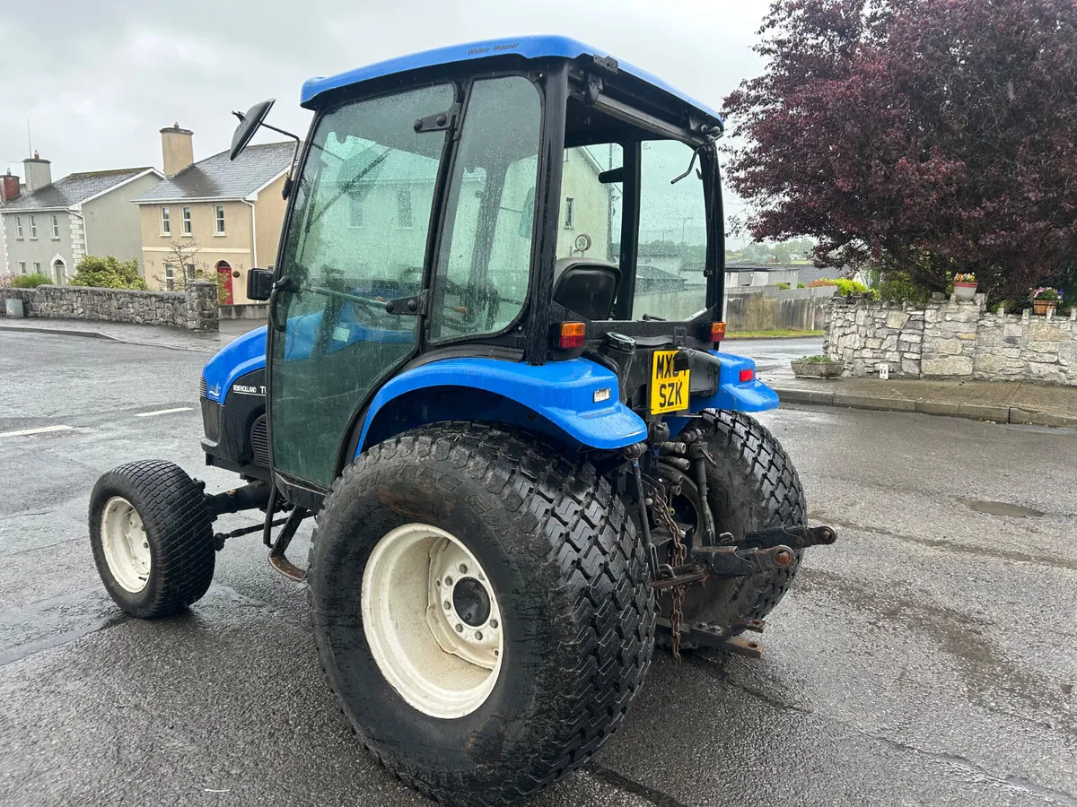 2004 New Holland TC45 Compact Tractor - Image 3