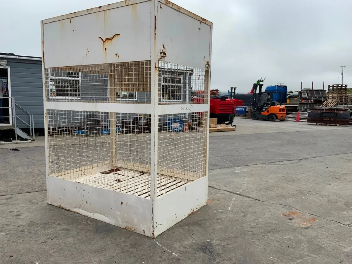 ON SITE CHEMICAL STORAGE CAGE.....3712..(COSHH) - Image 4