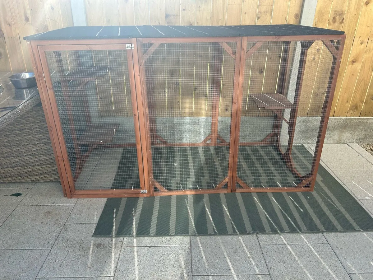 Cat enclosure - Image 1