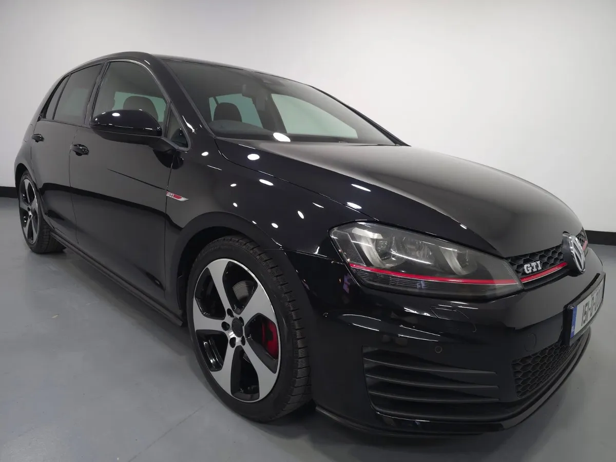 Volkswagen Golf GTI 2.0 TSI DSG - Image 1