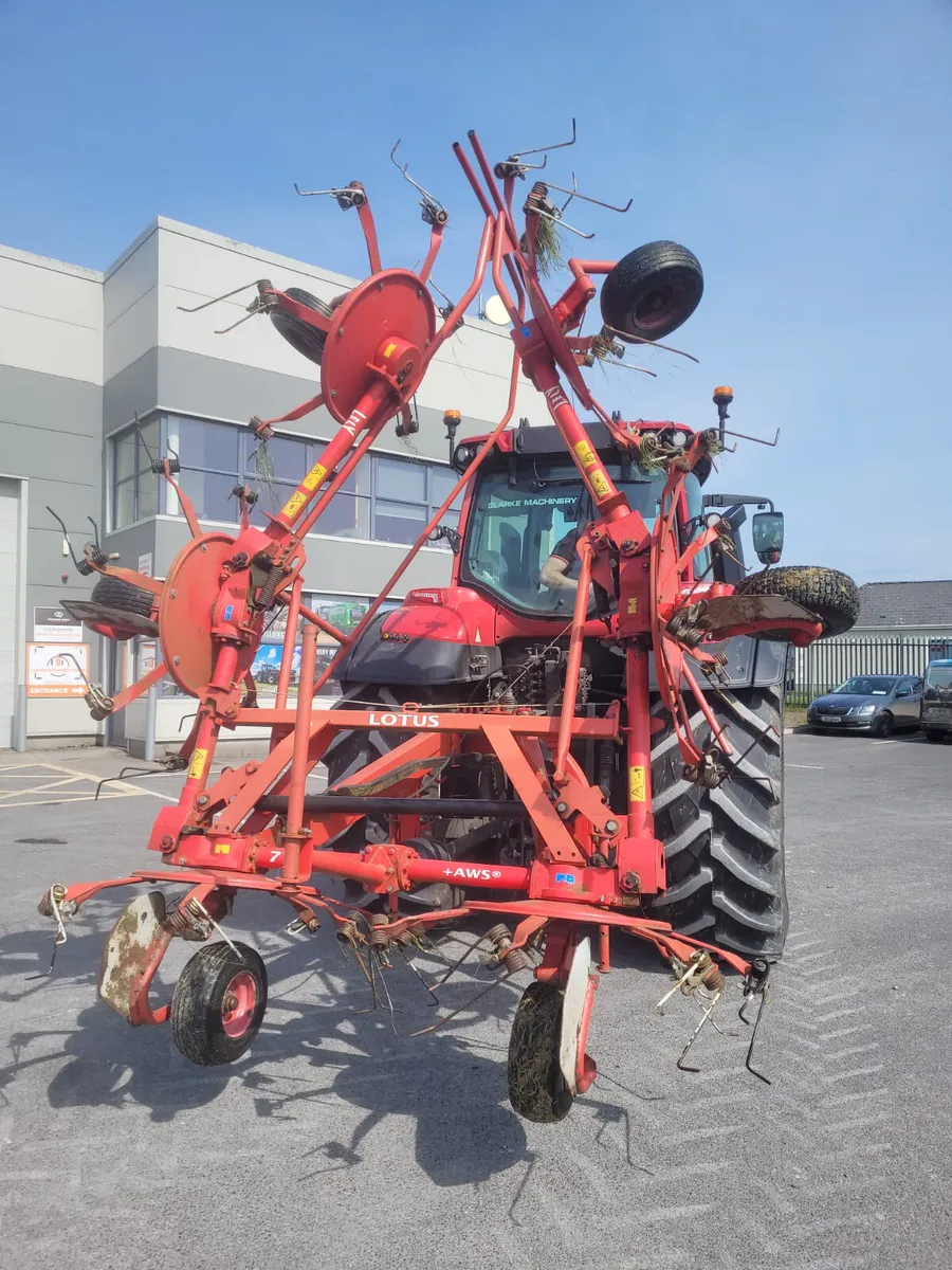 Lely Lotus 770 Tedder - Image 1
