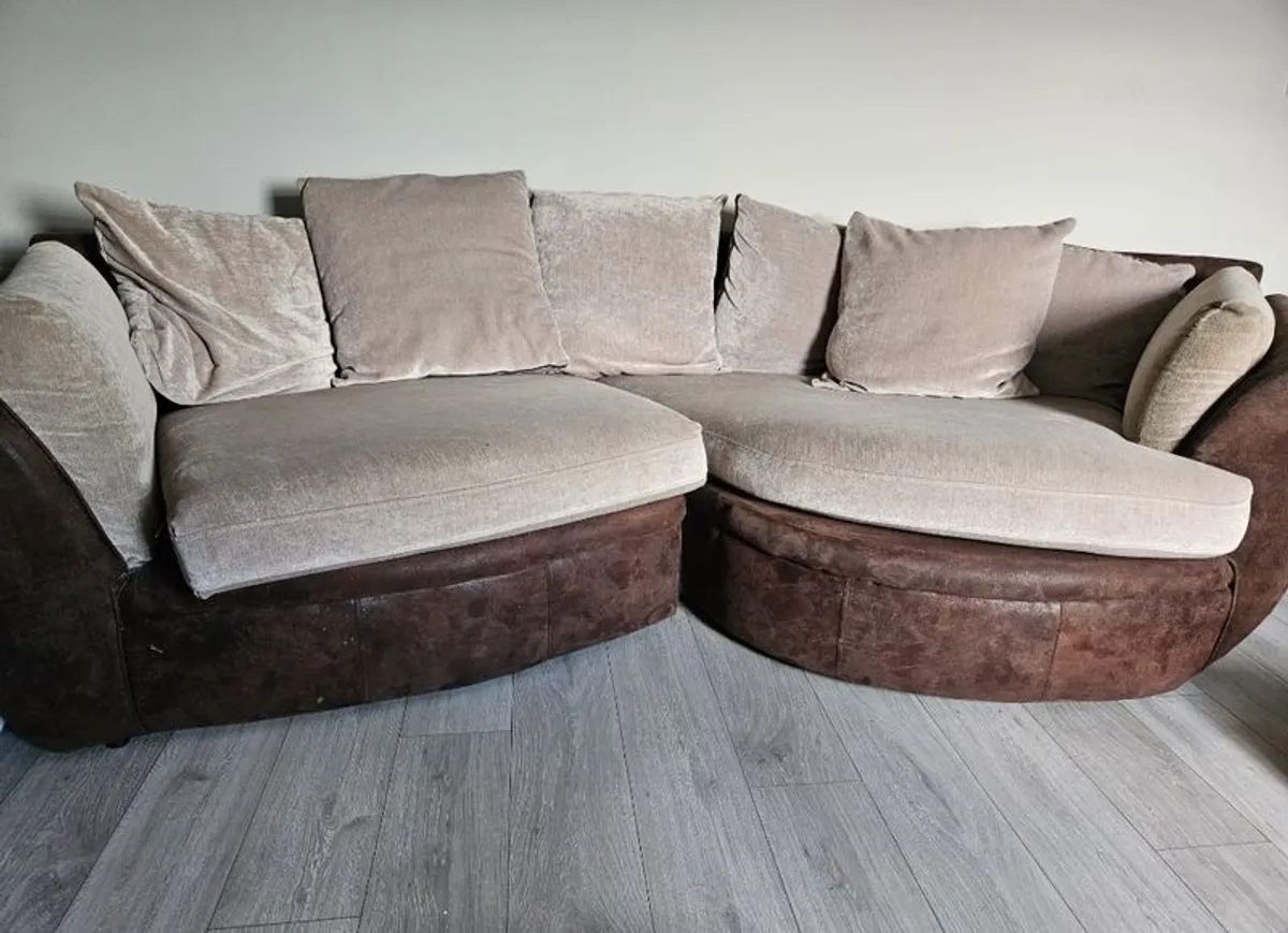 Sofa / couch - Image 2