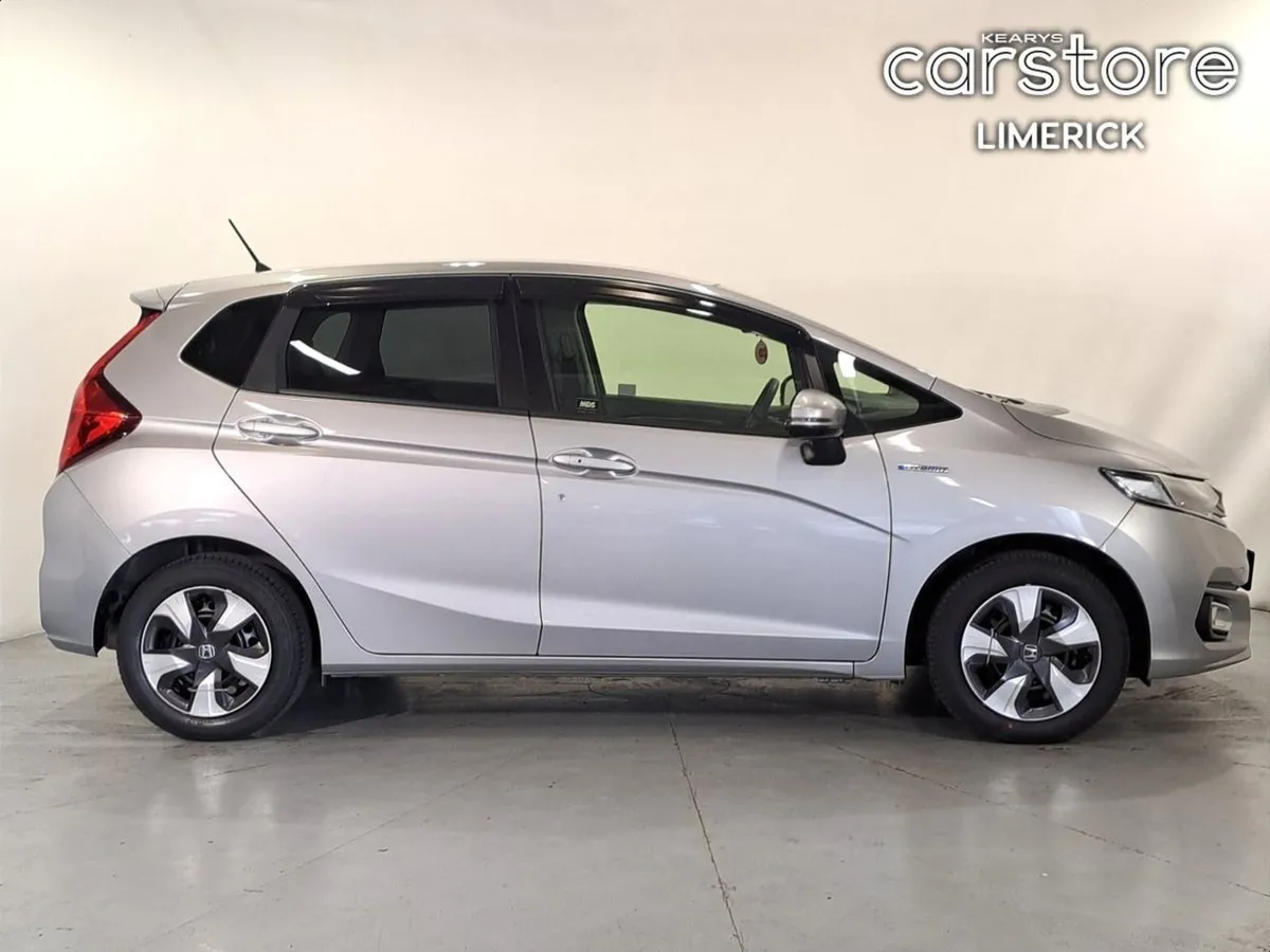 Honda Fit 1.5 PET Hybrid - Image 2